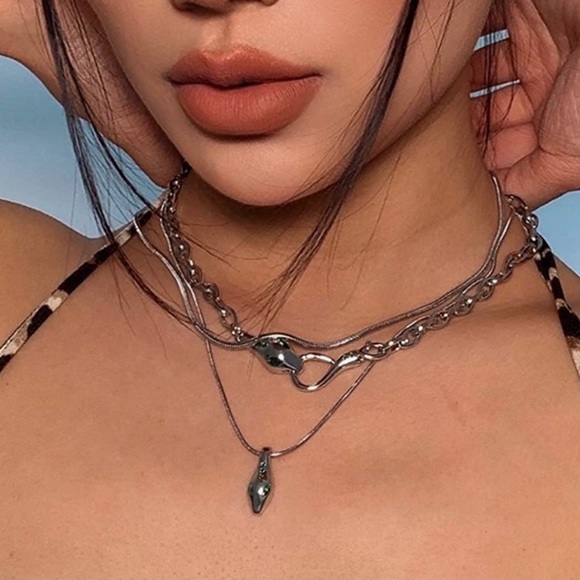 Necklace - Picture 7 of 7